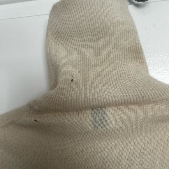 TSE 100% Cashmere Cream Sweater Turtleneck - Picture 8 of 9